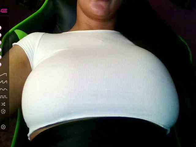 ValentinaVale webcam