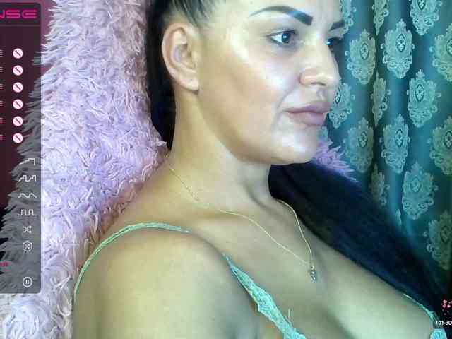 ValentinaVale webcam