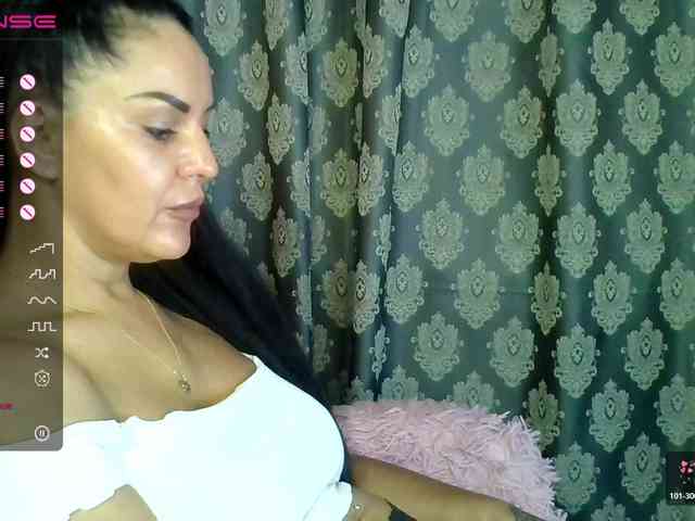 ValentinaVale webcam