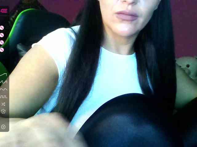 ValentinaVale webcam