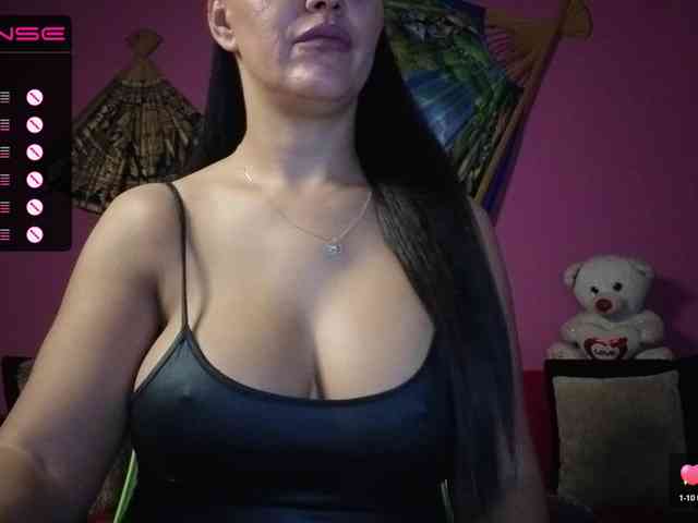 ValentinaVale webcam