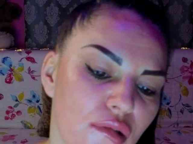 ValentinaVale webcam