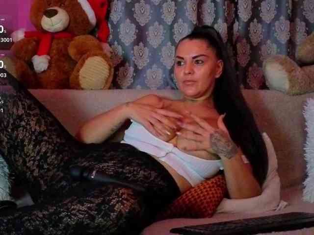 ValentinaVale webcam