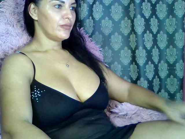 ValentinaVale webcam