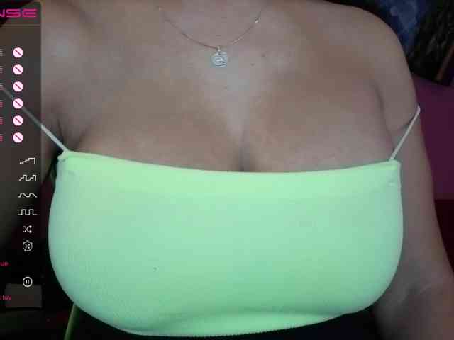 ValentinaVale webcam
