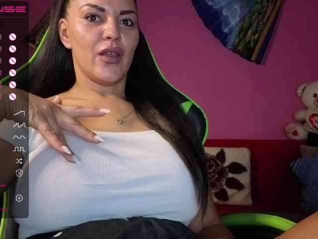 ValentinaVale webcam