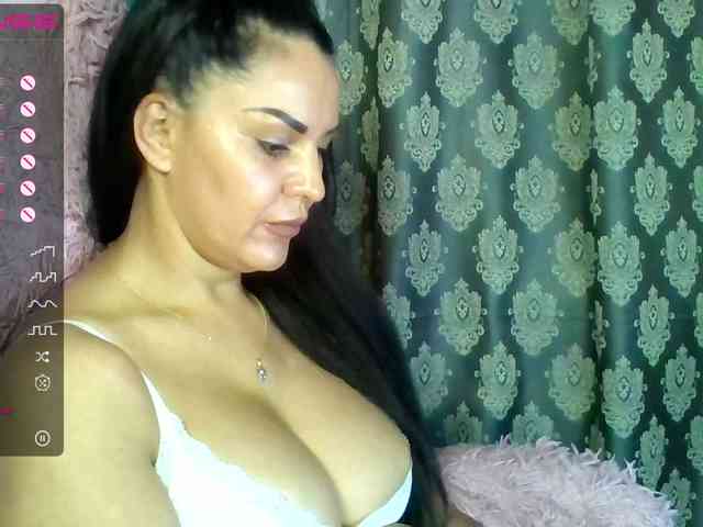 ValentinaVale webcam