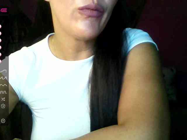 ValentinaVale webcam