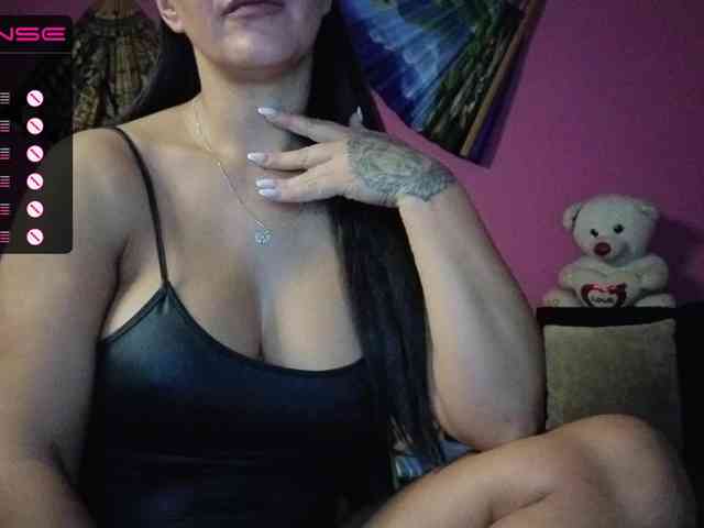 ValentinaVale webcam