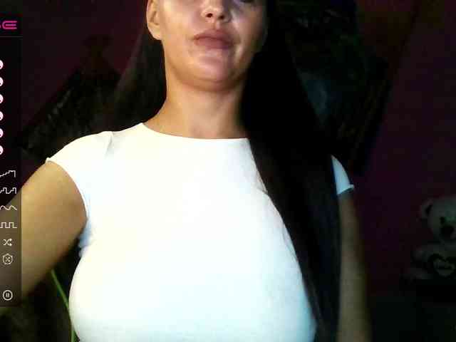 ValentinaVale webcam