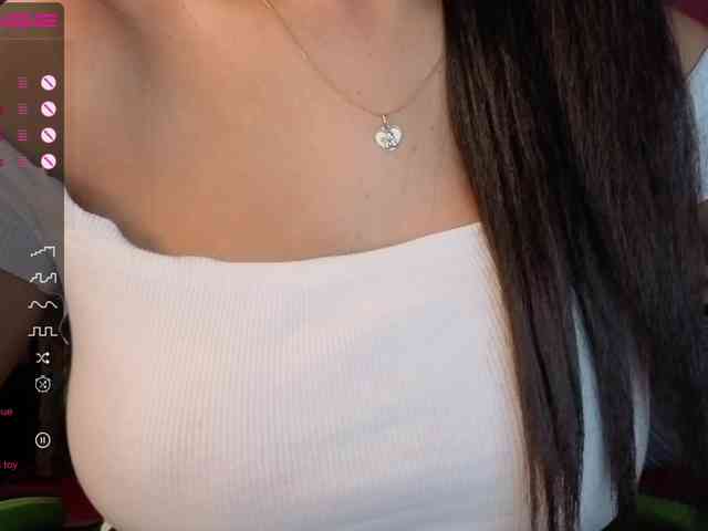 ValentinaVale webcam