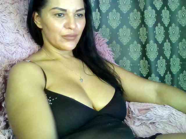 ValentinaVale webcam