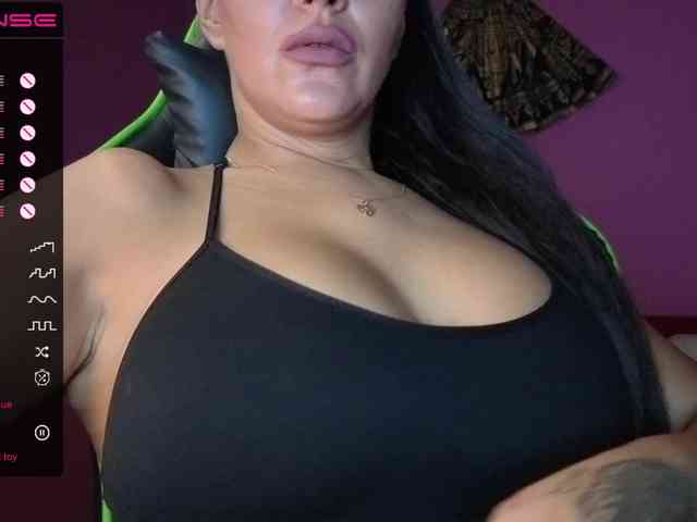 ValentinaVale webcam