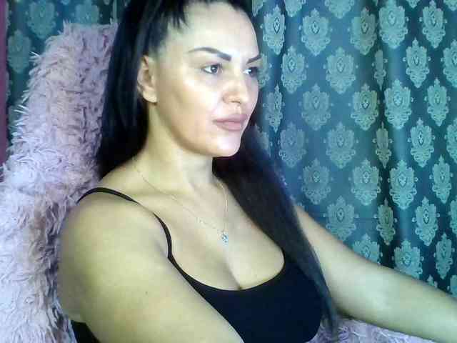 ValentinaVale webcam