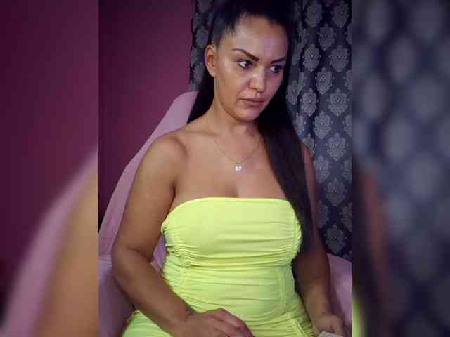 ValentinaVale webcam