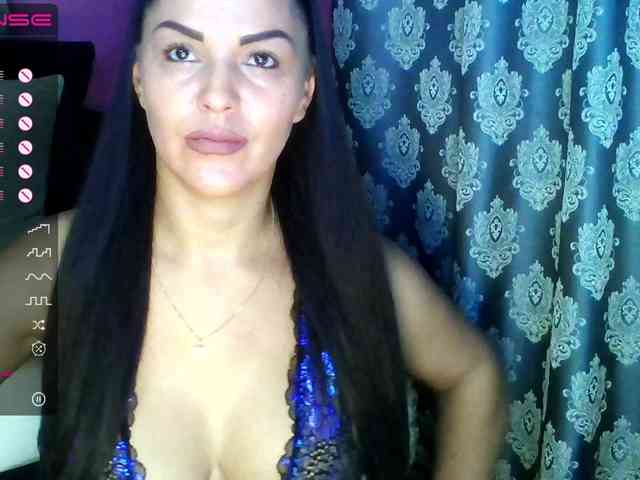 ValentinaVale webcam