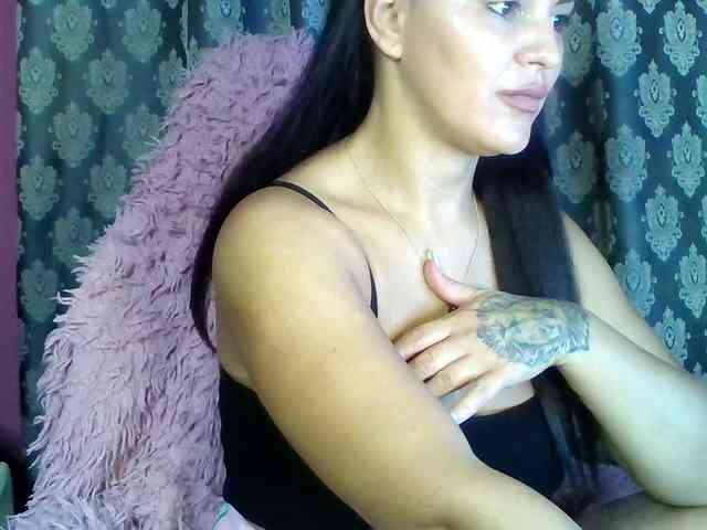 ValentinaVale webcam