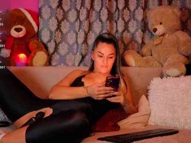 ValentinaVale webcam