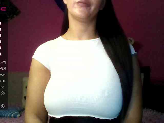 ValentinaVale webcam