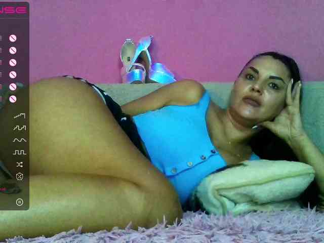 ValentinaVale webcam