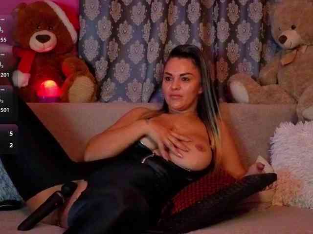 ValentinaVale webcam