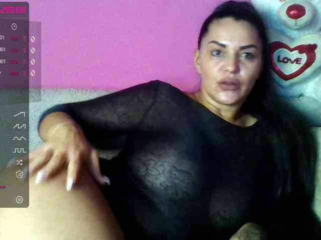 ValentinaVale webcam
