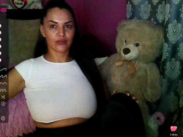 ValentinaVale webcam