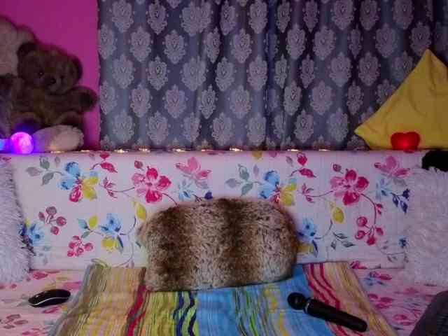 ValentinaVale webcam