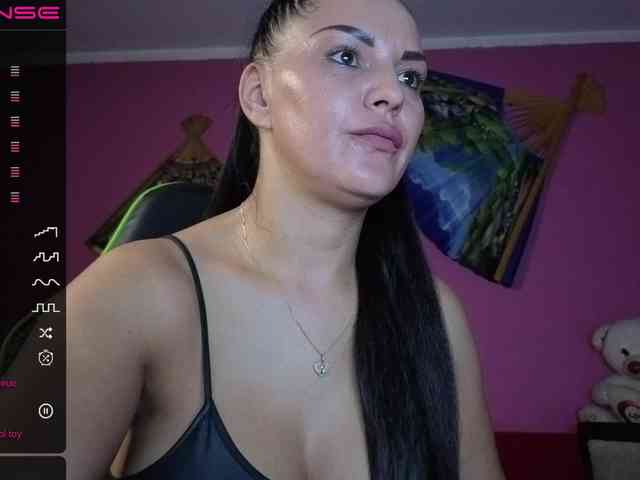 ValentinaVale webcam