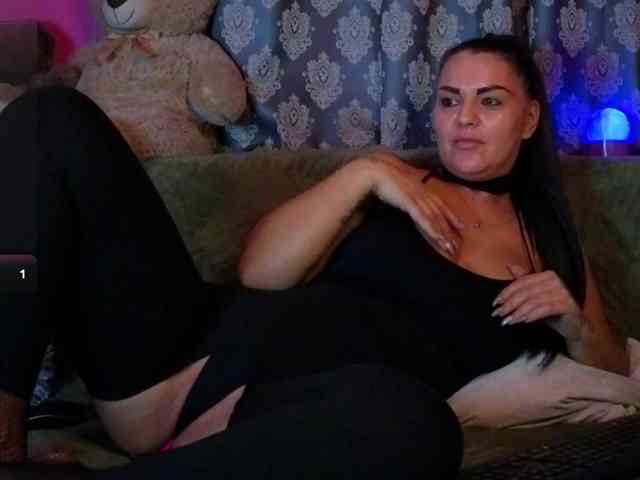 ValentinaVale webcam