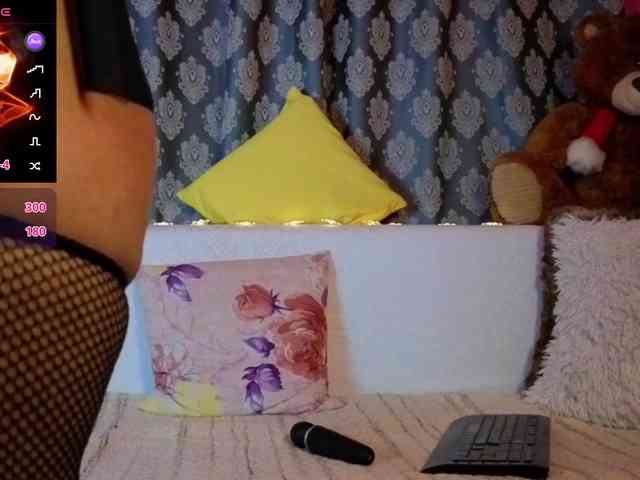 ValentinaVale webcam