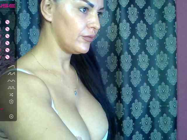 ValentinaVale webcam