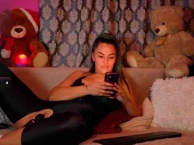 ValentinaVale webcam