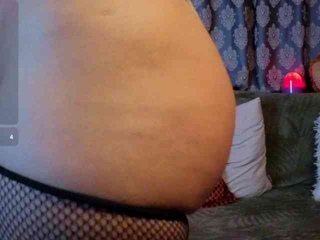 ValentinaVale webcam