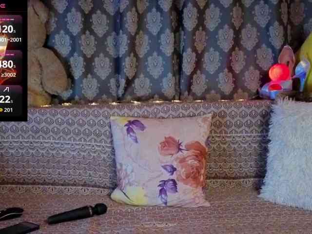 ValentinaVale webcam