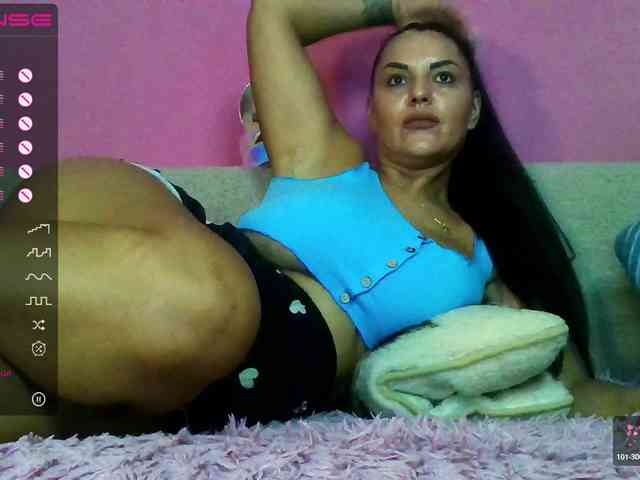 ValentinaVale webcam