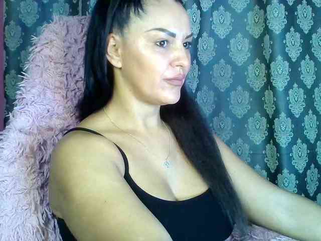 ValentinaVale webcam