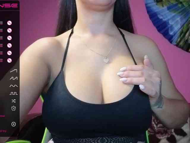 ValentinaVale webcam