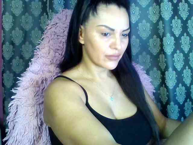 ValentinaVale webcam