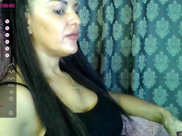 ValentinaVale webcam