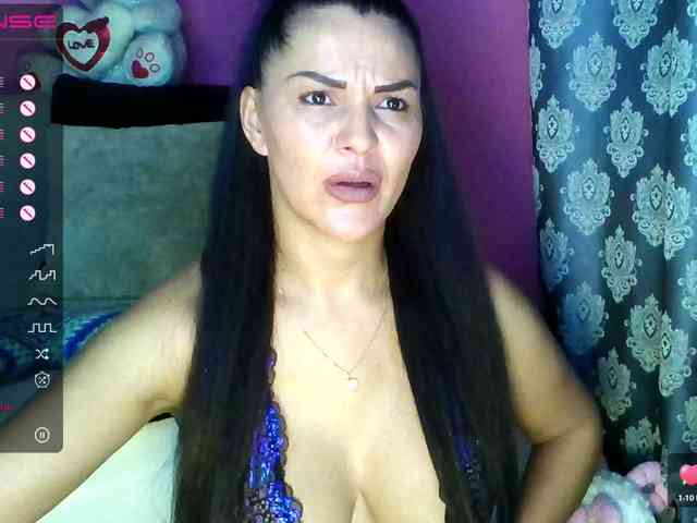 ValentinaVale webcam