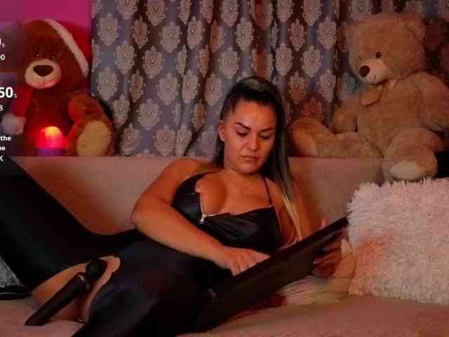 ValentinaVale webcam