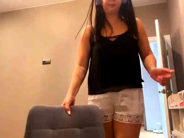 PearlDelisle webcam
