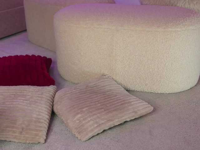 curlynatashaa's BongaCams show and profile