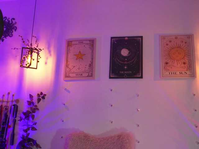 curlynatashaa's BongaCams show and profile