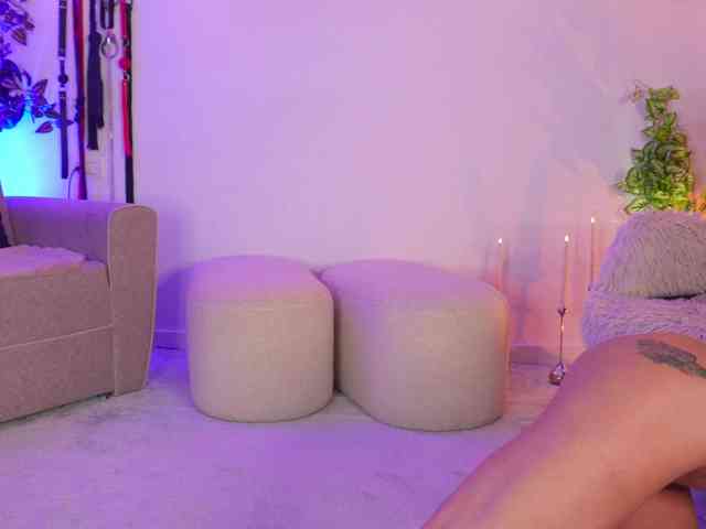 curlynatashaa webcam