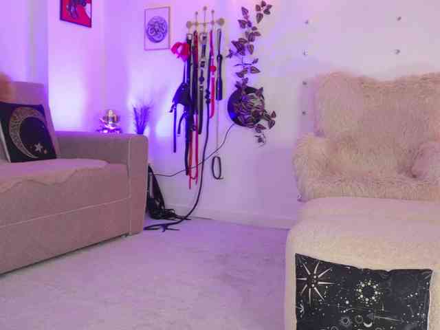 curlynatashaa webcam