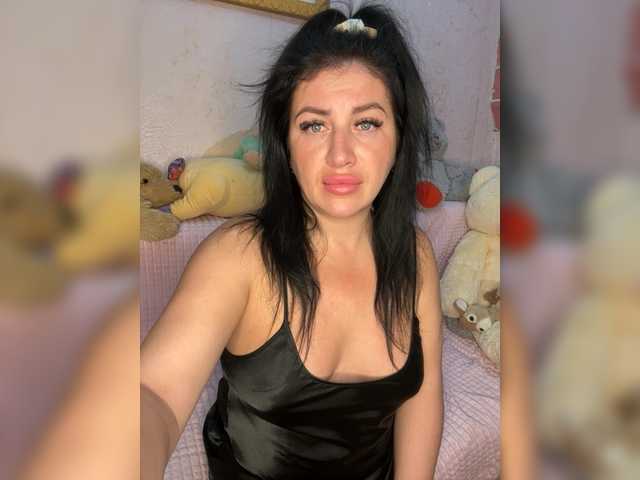 Ju--lia's Thumb Image