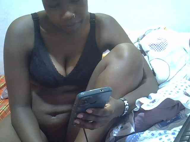 Proudforyou Live Webcam on BongaCams