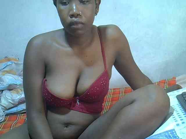 Proudforyou webcam